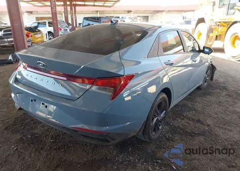 2022 Hyundai Elantra Sel z USA, uszkodzony, nr VIN KMHLS4AG6NU216943